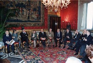 Il Presidente della Repubblica Oscar Luigi Scalfaro alla presentazione di due volumi sugli affreschi e dipinti antichi del Palazzo del Quirinale della collana "Il patrimonio artistico del Quirinale"