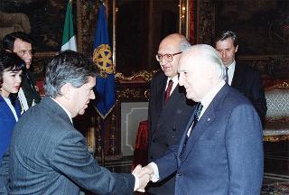 Plinio Apuleyo Mendoza, nuovo ambasciatore della Repubblica di Colombia: presentazione di lettere credenziali