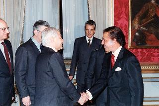 Il Presidente della Repubblica Oscar Luigi Scalfaro riceve la visita di Carlos Saul Menem, Presidente della Repubblica Argentina