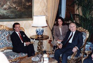 Il Presidente della Repubblica Oscar Luigi Scalfaro riceve la visita di Carlos Saul Menem, Presidente della Repubblica Argentina