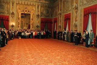 Il Presidente della Repubblica Oscar Luigi Scalfaro riceve la visita dell'on. Rosa Russo Jervolino, ministro della pubblica istruzione, con i promotori, la giuria ed i vincitori del 43° Premio "Livio Tempesta"