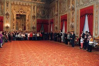Il Presidente della Repubblica Oscar Luigi Scalfaro riceve la visita dell'on. Rosa Russo Jervolino, ministro della pubblica istruzione, con i promotori, la giuria ed i vincitori del 43° Premio "Livio Tempesta"