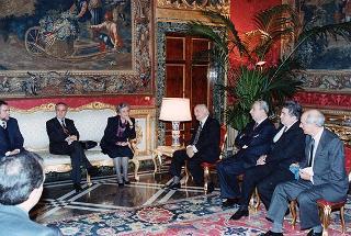 Il Presidente della Repubblica Oscar Luigi Scalfaro riceve l'on. Maria Eletta Martini, con una delegazione di firmatari della "Carta 1993"
