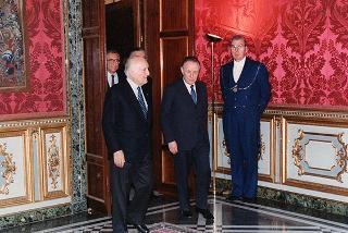 Il Presidente della Repubblica Oscar Luigi Scalfaro riceve Carlo Azeglio Ciampi, presidente del Consiglio, in occasione dello scioglimento delle Camere