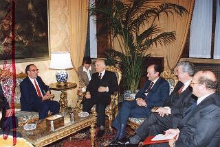 Incontro del Presidente della Repubblica Oscar Luigi Scalfaro con l'Ambasciatore Samuel R. Insanally, presidente dell'Assemblea generale delle Nazioni Unite