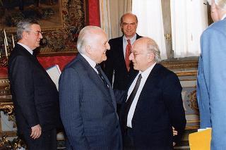 Il Presidente della Repubblica Oscar Luigi Scalfaro incontra l'on. Marco Pannella