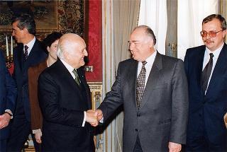 Incontro del Presidente della Repubblica Oscar Luigi Scalfaro con Viktor Chernomyrdin, primo ministro della Federazione Russa