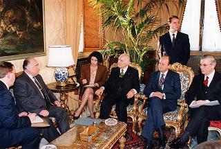 Incontro del Presidente della Repubblica Oscar Luigi Scalfaro con Viktor Chernomyrdin, primo ministro della Federazione Russa