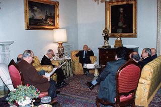 Incontro del Presidente della Repubblica Oscar Luigi Scalfaro con il prof.Prof. Riccardo Monaco, presidente della Fondazione per la pace e la cooperazione internazionale "Alcide De Gasperi", e i componenti del Consiglio di presidenza