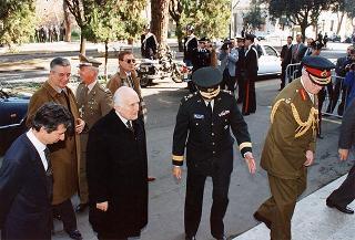 Intervento in forma privata del Presidente della Repubblica Oscar Luigi Scalfaro alla cerimonia inaugurale dell'84° Corso del Nato Defense College. Roma (Cecchignola)