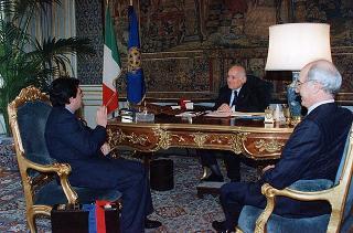 Incontro del Presidente della Repubblica Oscar Luigi Scalfaro con l'on. Enzo Bianco, sindaco di Catania