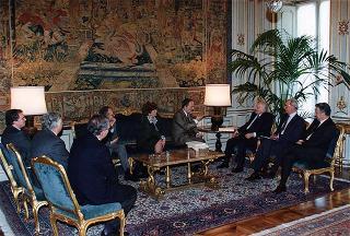 Il Presidente della Repubblica Oscar Luigi Scalfaro riceve in udienza l'arch. Bruno Signorelli, presidente della Società piemontese di archeologia e belle arti, con il Consiglio direttivo della Società