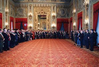 Incontro del Presidente della Repubblica Oscar Luigi Scalfaro con una delegazione di partecipanti alla "Marcia per la pace"
