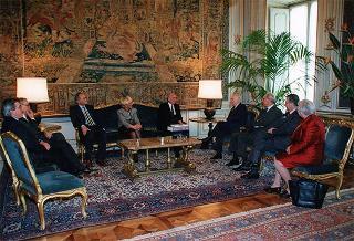 Intervento del Presidente della Repubblica Oscar Luigi Scalfaro alla presentazione dell'ultimo volume dell'opera "Storia del Mezzogiorno" dele Edizioni Del Sole