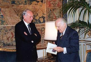 Intervento del Presidente della Repubblica Oscar Luigi Scalfaro alla presentazione dell'ultimo volume dell'opera "Storia del Mezzogiorno" dele Edizioni Del Sole