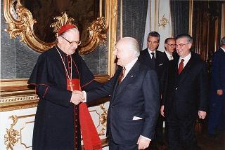 Incontro del Presidente della Repubblica Oscar Luigi Scalfaro con una delegazione del Segretario di Stato della S. Sede e una rappresentanza di partecipanti all'Assemblea speciale per l'Africa del Sinodo dei vescovi