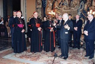 Incontro del Presidente della Repubblica Oscar Luigi Scalfaro con una delegazione del Segretario di Stato della S. Sede e una rappresentanza di partecipanti all'Assemblea speciale per l'Africa del Sinodo dei vescovi
