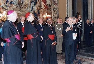 Incontro del Presidente della Repubblica Oscar Luigi Scalfaro con una delegazione del Segretario di Stato della S. Sede e una rappresentanza di partecipanti all'Assemblea speciale per l'Africa del Sinodo dei vescovi