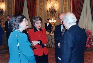 Incontro del Presidente della Repubblica Oscar Luigi Scalfaro con una delegazione del Segretario di Stato della S. Sede e una rappresentanza di partecipanti all'Assemblea speciale per l'Africa del Sinodo dei vescovi