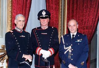 Incontro del Presidente della Repubblica Oscar Luigi Scalfaro con una delegazione del Segretario di Stato della S. Sede e una rappresentanza di partecipanti all'Assemblea speciale per l'Africa del Sinodo dei vescovi