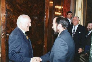 Il Presidente della Repubblica Oscar Luigi Scalfaro riceve una delegazione di partecipanti al Congresso nazionale dell'Unione italiana delle Chiese cristiane avventiste del 7° giorno