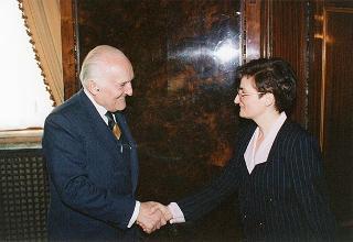 Il Presidente della Repubblica Oscar Luigi Scalfaro riceve una delegazione di partecipanti al Congresso nazionale dell'Unione italiana delle Chiese cristiane avventiste del 7° giorno