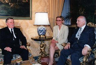 Incontro del Presidente della Repubblica Oscar Luigi Scalfaro con Lech Walesa, Presidente della Repubblica di Polonia