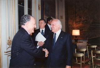 Incontro del Presidente della Repubblica Oscar Luigi Scalfaro con Antonio Concina, presidente dell'Associazione nazionale Nunziatella, con il Consiglio direttivo dell'Associazione