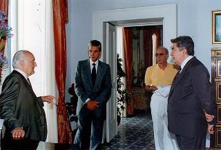 Soggiorno del Presidente della Repubblica Oscar Luigi Scalfaro a Villa Rosebery.
