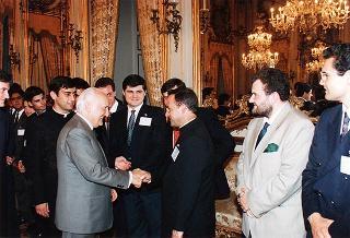 Il Presidente della Repubblica Oscar Luigi Scalfaro riceve in visita di omaggio l'ing. Stefano Magnaldi con i partecipanti al Convegno del Regnum Christi "Apostoli per la nuova evangelizzazione"