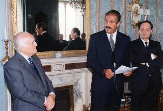 Il Presidente della Repubblica Oscar Luigi Scalfaro riceve in udienza Ivano Spalanzani, presidente della Confartigianato, con una delegazione dell'Unione geletieri artigiani in Germania