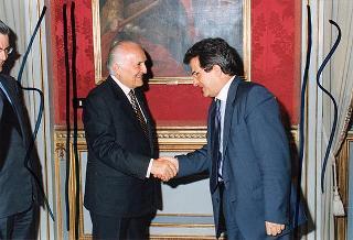 Incontro del Presidente della Repubblica Oscar Luigi Scalfaro con Enzo Iacopino, presidente dell'Associazione stampa parlamentare, e il Consiglio direttivo