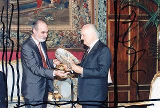 Incontro del Presidente della Repubblica Oscar Luigi Scalfaro con Enzo Iacopino, presidente dell'Associazione stampa parlamentare, e il Consiglio direttivo