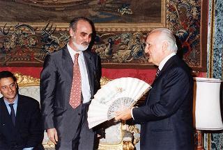 Incontro del Presidente della Repubblica Oscar Luigi Scalfaro con Enzo Iacopino, presidente dell'Associazione stampa parlamentare, e il Consiglio direttivo