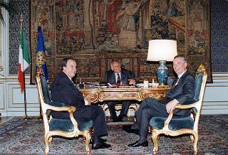 Il Presidente della Repubblica Oscar Luigi Scalfaro riceve la visita di Fernando Masone, nuovo capo della polizia