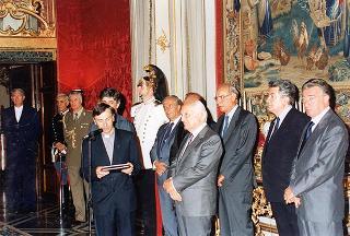 Il Presidente della Repubblica Oscar Luigi Scalfaro incontra i partecipanti alle Giornate di studio promosse dall'Opera Don Guanella su due progetti di solidarietà con la Bosnia Erzegovina