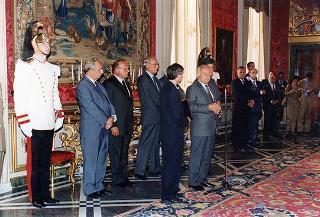 Il Presidente della Repubblica Oscar Luigi Scalfaro incontra i partecipanti alle Giornate di studio promosse dall'Opera Don Guanella su due progetti di solidarietà con la Bosnia Erzegovina