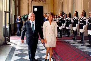 Incontro del Presidente della Repubblica Oscar Luigi Scalfaro con il Presidente della Repubblica delle Filippine e signora Ramos, e successiva colazione nel Belvedere del Torrino