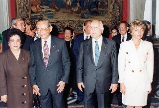 Incontro del Presidente della Repubblica Oscar Luigi Scalfaro con il Presidente della Repubblica delle Filippine e signora Ramos, e successiva colazione nel Belvedere del Torrino
