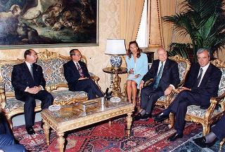 Incontro del Presidente della Repubblica Oscar Luigi Scalfaro con il Presidente della Repubblica delle Filippine e signora Ramos, e successiva colazione nel Belvedere del Torrino