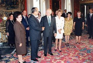 Incontro del Presidente della Repubblica Oscar Luigi Scalfaro con il Presidente della Repubblica delle Filippine e signora Ramos, e successiva colazione nel Belvedere del Torrino