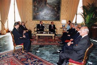 Incontro del Presidente della Repubblica Oscar Luigi Scalfaro con il Presidente della Repubblica delle Filippine e signora Ramos, e successiva colazione nel Belvedere del Torrino