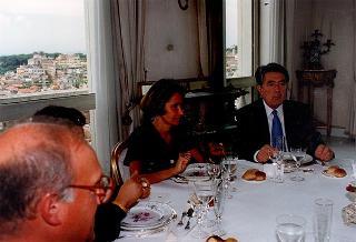 Incontro del Presidente della Repubblica Oscar Luigi Scalfaro con il Presidente della Repubblica delle Filippine e signora Ramos, e successiva colazione nel Belvedere del Torrino