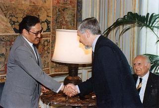 Incontro del Presidente della Repubblica Oscar Luigi Scalfaro con Sua Maestà Bir Birenda Bikram Shav Dev, Re del Nepal