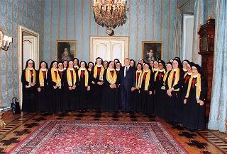 Il Presidente della Repubblica Oscar Luigi Scalfaro riceve in udienza Suor Serafina Dalla Porta, superiore generale dell'istituto "Figlie di San Camillo", con una delegazione della Congregazione per la beatificazione di madre Giuseppina Vannini, fondatrice dell'Ordine