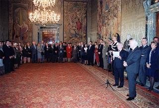 Il Presidente della Repubblica Oscar Luigi Scalfaro incontra alcuni esponenti del Centro culturale e di presenza politica "Alcide De Gasperi" di Torino