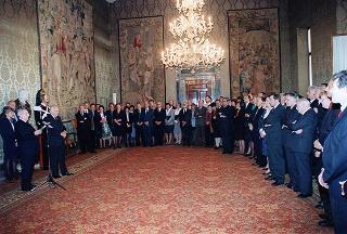 Il Presidente della Repubblica Oscar Luigi Scalfaro incontra alcuni esponenti del Centro culturale e di presenza politica "Alcide De Gasperi" di Torino