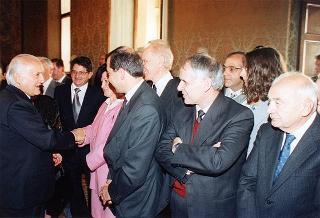 Il Presidente della Repubblica Oscar Luigi Scalfaro incontra alcuni esponenti del Centro culturale e di presenza politica "Alcide De Gasperi" di Torino