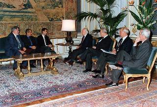 Incontro del Presidente della Repubblica Oscar Luigi Scalfaro con i Presidenti delle tre Centrali Cooperative