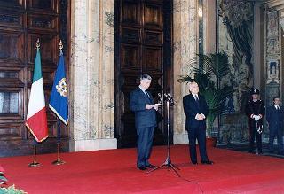 Incontro con il personale civile e militare del Segretariato Generale della Presidenza della Repubblica e successivo concerto eseguito dal Coro Cortina